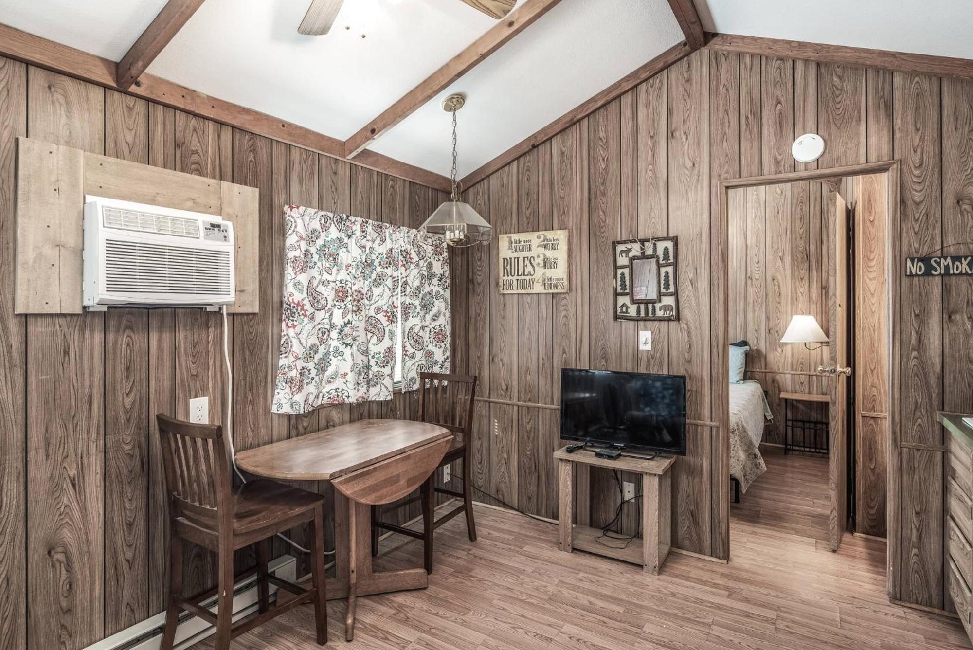 Rainbow Lake Cabin & Rv Resort รุยโดโซ ภายนอก รูปภาพ